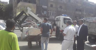 حملات لرفع الإشغالات بالدقى وبولاق وقوافل طبية وبيطرية فى أطفيح.. صور