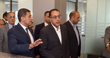 رئيس الوزراء: قطاع الصناعة بالنسبة لمصر "حياة أو موت" 