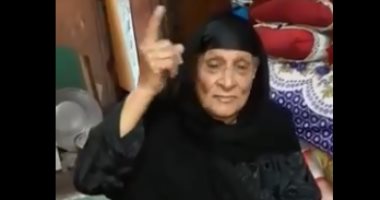 شاهد.. "احنا معاك يا سيسى" رسالة فى حب مصر والرئيس تعكس أصالة المرأة المصرية
