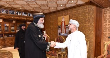 البابا تواضروس يستقبل السفير العمانى بالكاتدرائية