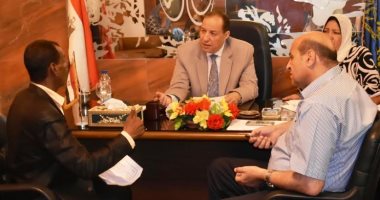 نائب محافظ أسوان: تخصيص أتوبيس لخدمة طلاب مدرسة المكفوفين