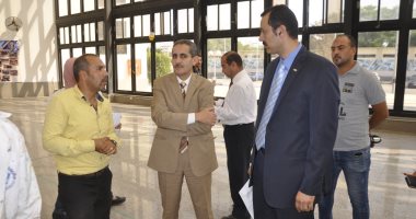 صور.. رئيس جامعة القناة: طلاب "شارك ... بفنك" مثل ونموذج مشرف