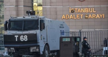محكمة تركية تقضى باستمرار حبس موظف بالقنصلية الأمريكية متهم بالتجسس