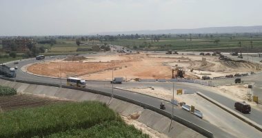 محافظ أسيوط: 1.2 مليار جنيه لإنشاء محور الهضبة الغربية وتطوير الطريق الدائرى