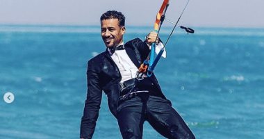 الفنان أحمد داوود يعلن جاهزيته لافتتاح مهرجان الجونة على طريقته الخاصة..صور