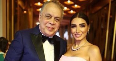 روجينا تحتفل بعيد ميلاد أشرف زكى بأغنية "هليلة" للديفا سميرة سعيد.. فيديو