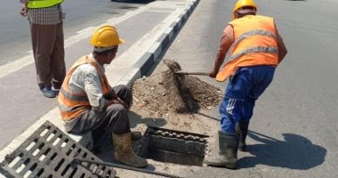 القاهرة تبدأ تطهير 20 ألف بالوعة أمطار استعدادا للشتاء.. صور