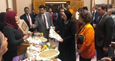 بهدف مكافحة الهجرة غير الشرعية..جهاز المشروعات يقيم معرض للمنتجات التراثية 