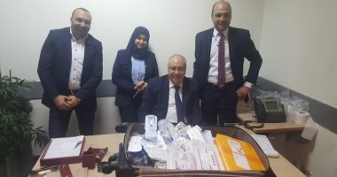 جمارك مطار القاهرة تضبط راكبا حاول تهريب كمية من مستحضرات التجميل