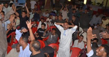 جماهير الأهلي بالأقصر تحتفل بالأهداف الثلاثة علي طريقة مؤمن زكريا 