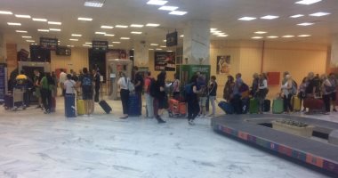 مطار أسوان يستقبل أفواجا سياحية قادمة من أسبانيا