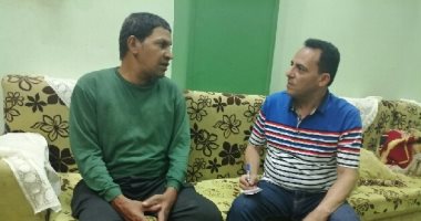 مأساة شاب من ذوى الاحتياجات الخاصة ببنى سويف: أحلم بكرسى متحرك