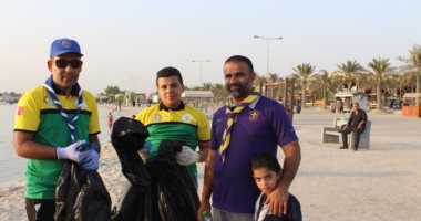 صور.. انطلاق حملة لتنظيف السواحل بالبحرين تزامنا مع يوم التنظيف العالمى