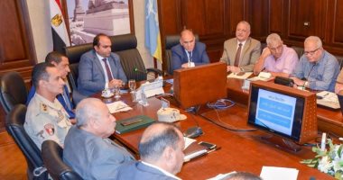 نائب محافظ الإسكندرية يوجه بالتوسع فى منظومة جمع القمامة بالصفارة