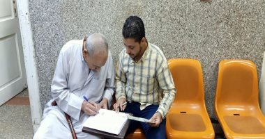 فيها حاجة حلوة.. تسهيلات لكبار السن والمرضى بالجوازات (صور)