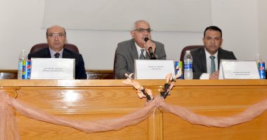 صور.. جامعة المنصورة تستقبل طلابها الجدد بحفل لـ 3 كليات