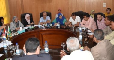 محافظ الفيوم يعقد اللقاء الأسبوعى لخدمة المواطنين