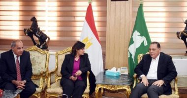 محافظ الشرقية: فتح منافذ لتسويق الأسماك لتخفيف العبء علي المواطنين