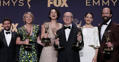 مفاجآت جوائز  Emmy.. بيتر دينكلاج أفضل ممثل مساعد.. Game of Thrones أحسن مسلسل درامى.. Chernobyl يفوز بـ 3 جوائز.. Fleabag على قمة الأعمال الكوميدية.. Black Mirror Bandersnatch يحوز جائزة الفيلم التليفزيونى