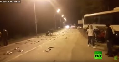 شاهد.. أسماك السالمون تغطى شارع عام فى روسيا