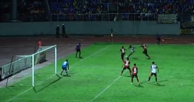 هدف خرافى فى الدوري الماليزى بطريقة "رابونا".. فيديو 