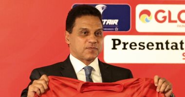 صور.. البدرى يتحدث عن "تكشيرة" بركات ومستقبل كهربا فى منتخب مصر