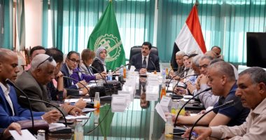 محافظ القليوبية يناقش مع وفد الاتحاد الأوروبى عددا من المشروعات الخدمية بالمحافظة