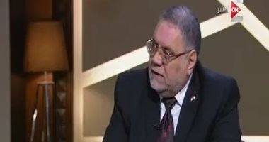 مختار نوح: أحمد مكى وزير عدل الإخوان فى وضع حرج جدًا