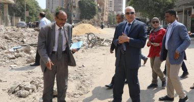 محافظ الجيزة: حصر الشوارع المتهالكة ورصفها وتحذيرات لشركات النظافة من التقصير