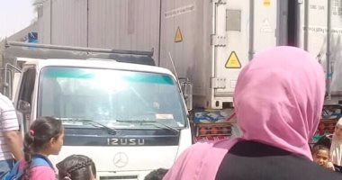 الأهالى يطالبون بعمل مطبات بطريق مجمع مدارس الإمام الشافعى لحماية الطلاب