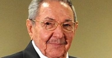 راؤول كاسترو يتقاعد ويترك الحياة السياسية وسط احتجاجات ضخمة من قبل الكوبيين