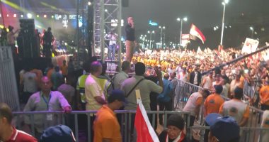 محمد رمضان يغنى "عايزينها فوضى" تأييدا للرئيس والدولة المصرية من المنصة