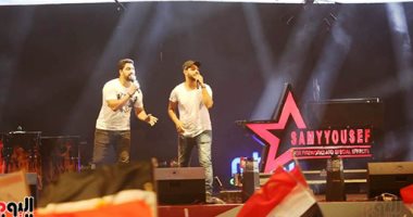 فيديو وصور.. محمد شاهين ومينا عطا يشاركان فى احتفالية "حب مصر" بالمنصة