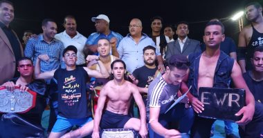صور.. عروض مصارعة وكيك بوكس بالقرين بمناسبة العيد القومي للشرقية 