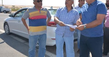 محافظ الوادى الجديد يوجه برفع كفاءة حديقة المطار بالخارجة وتجميل وتشجير مدخل المدينة