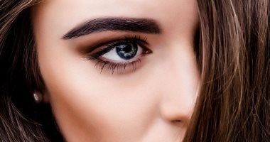 مفيش مشكلة ملهاش حل.. وصفات طبيعية لتنعيم شعر الحاجبين