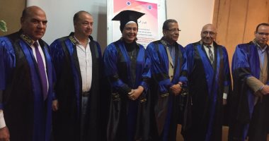 باحثة سكندرية تكشف الآثار التدميرية من استخدام النانو تكنولوجى فى رسالة دكتوراه