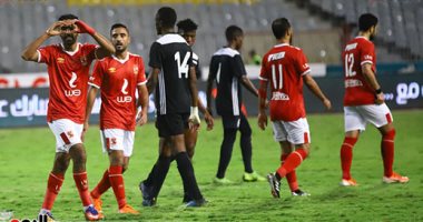الأهلي يواصل حملة الانتصارات تحت قيادة فايلر.. المارد الأحمر يهزم كانو سبورت برباعية ويصعد لدور المجموعات.. تألق أصحاب الدكة بقيادة ديانج ومحمود وحيد.. أجاي والشحات يواصلون التألق.. القميص الجديد "وش السعد"