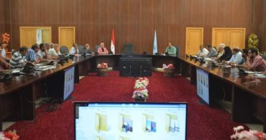 نائب محافظ البحر الأحمر تستعراض الموقف التنفيذى لأعمال المرافق بالغردقة