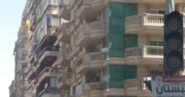 أهالى مدينة نصر يناشدون المسئولين بإصلاح إشارة مرور