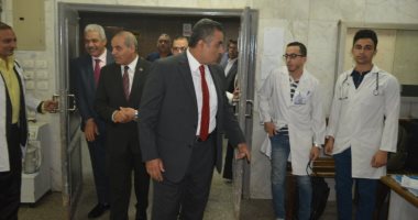 رئيس جامعة الأزهر يتفقد مستشفى باب الشعرية الجامعى 