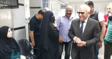 صور.. محافظ بورسعيد يتفقد المركز التكنولوجى بحى الضواحى