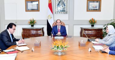 الرئيس يوجه بتطبيق منظومة التأمين الصحى الشامل .. واستدامة جودة الخدمات الطبية 