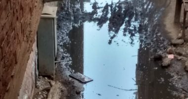 مياه المجارى وكشك كهرباء مكشوف.. شكوى أهالى شارع أحمد سلامة بالجيزة