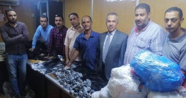 صور.. إحباط محاولة تهريب كمية من المشغولات الفضية والشعر الطبيعى المستعار