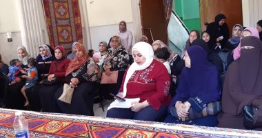 "القومى للمرأة" بالإسكندرية يواصل حملة طرق الأبواب بشعار بلدى أمنة