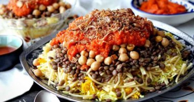"خناقة محلات الكشرى" داخل المحكمة الاقتصادية.. "الزعيم" يتهم محل آخر بالاستيلاء على اسمه.. ويطالب بتعويض مادى عن الأضرار.. والمحكمة تقرر ندب خبير اقتصادى وتستعين بخبير علامات تجارية للتأكد