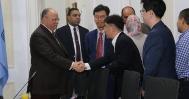 محافظ القاهرة يستقبل وفد من كوريا الجنوبية لتعزيز التعاون المشترك
