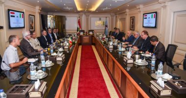 برتوكول تعاون بين "العربية للتصنيع" وشركة إيطالية لتصنيع معدات الرخام