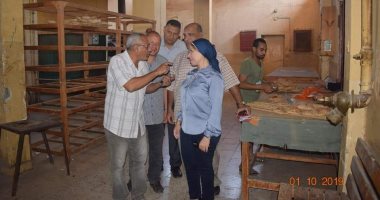 نائب محافظ البحر الأحمر تتفقد مخابز الغردقة وتستعرض منظومة النظافة ..صور